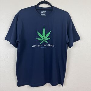 Barking Dog Cannibis Keep Off The Grass Marijuana Weed Leaf Crew Neck T-Shirt M